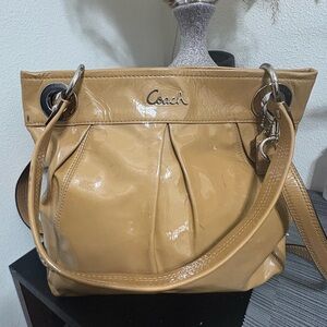 Vintage coach 2 way shoulder and crossbody bag